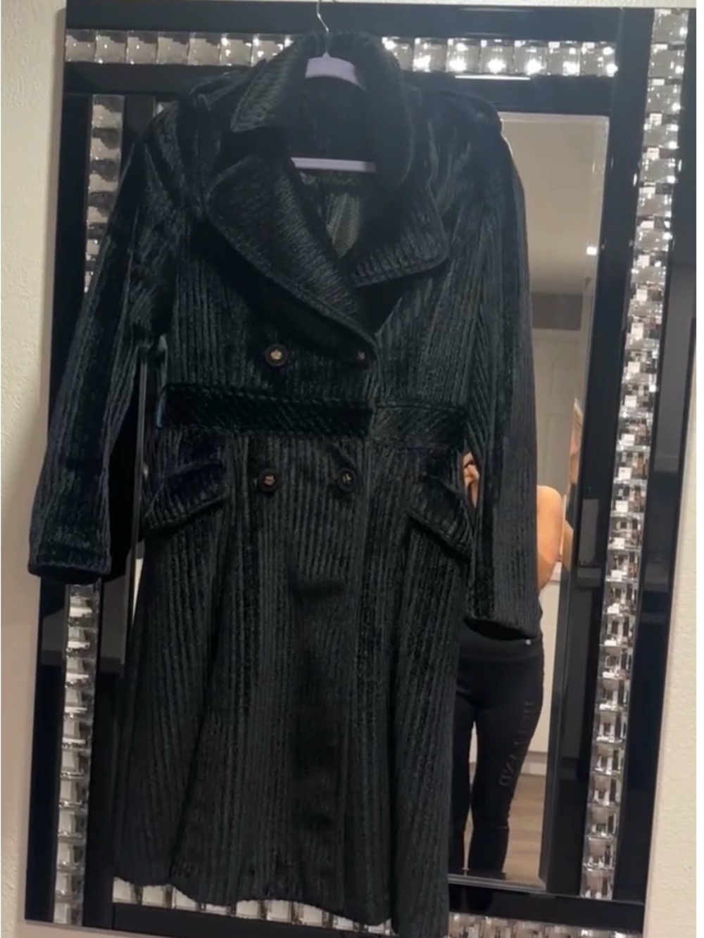 Women coat, size2 , can wash in wash mashing on delicates and natural  dry